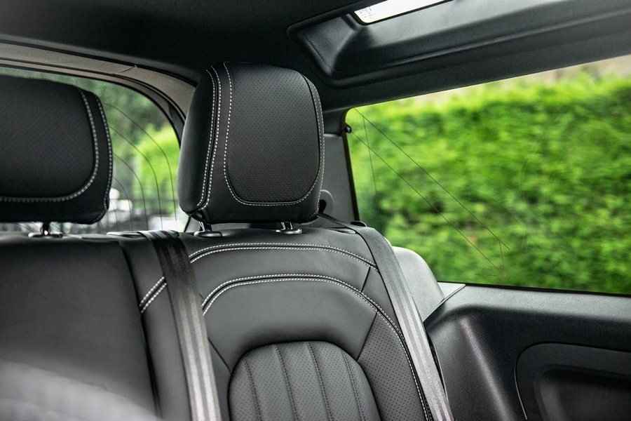Chelsea Truck Co. Designo Comfort Leather Interior for 2020+ Defender 90 – Volcanic Black - Image 4