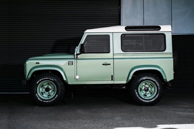 Project Kahn 1947 Heritage Steel Wheels - 9x16" Matt Black for Defender 90/110 - Image 9