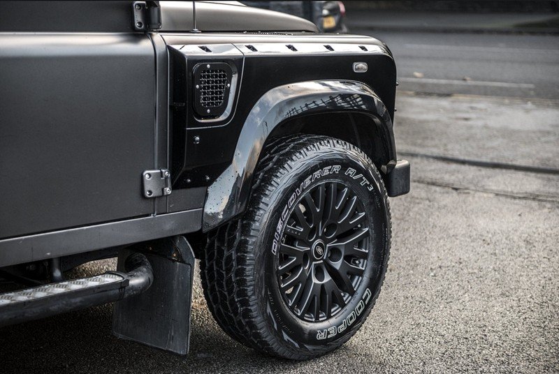 Project Kahn 1983 Light Alloy Wheels - 8x18" Matte Black for Defender 90/110 - Image 7