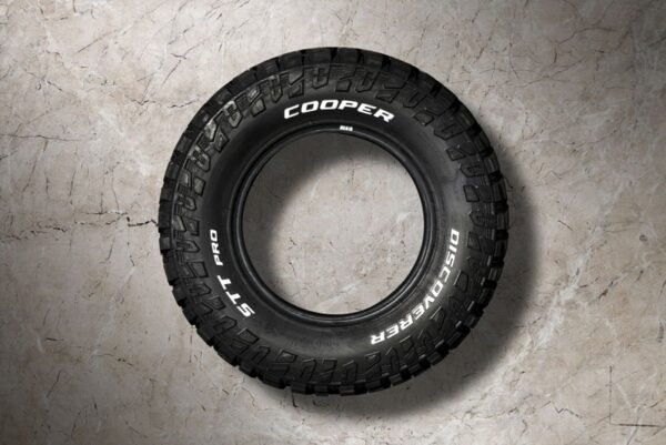 Project Kahn 265/65/18 Cooper Discoverer STT Pro Tire for Land Rover Defender (1991-2016)