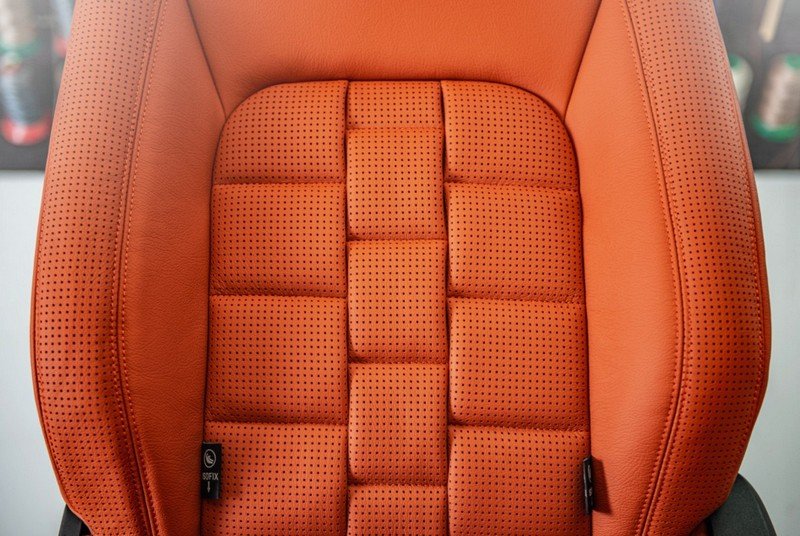 Land Rover Defender 110 (2020–Present) Comfort Leather Interior – Volcanic Orange (3D Modular Design) By CTC - Image 3
