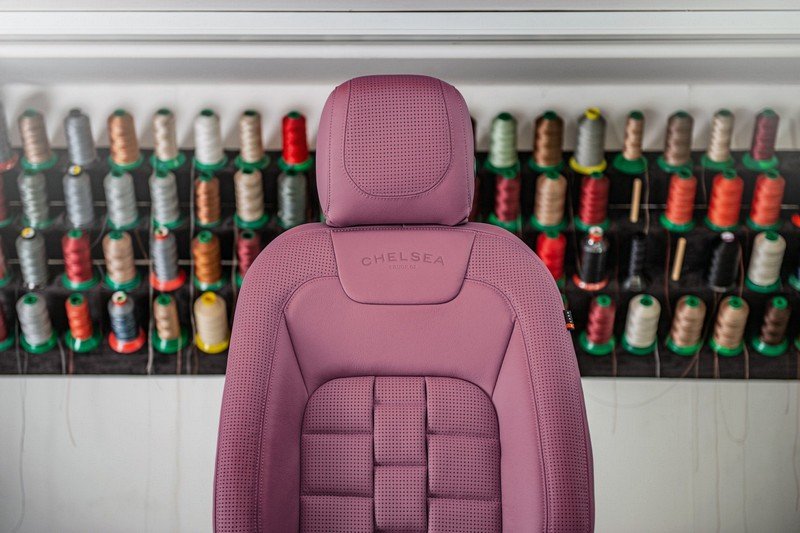 Project Kahn Comfort Leather Interior - Volcanic Pink for 2020+ Defender 110 - Image 3