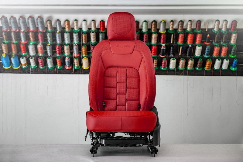 Land Rover Defender 110 (2020–Present) Comfort Leather Interior – Volcanic Red (3D Modular Design) By CTC