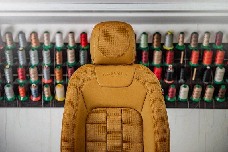 Project Kahn Comfort Leather Interior - Volcanic Yellow for 2020+ Defender 90 - Image 4