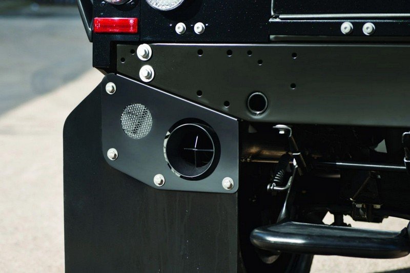 Chelsea Truck Company Crosshair Exhaust System for Defender 110 - Image 3