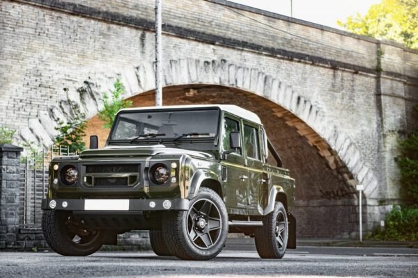 Project Kahn Double Cab Pickup Tailored Conversion for Defender 110