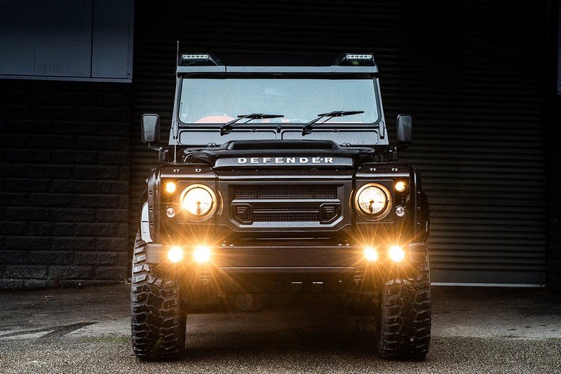 Chelsea Truck Company Front Roof Shield with Integrated LED Lights for Defender 90/110 - Image 16