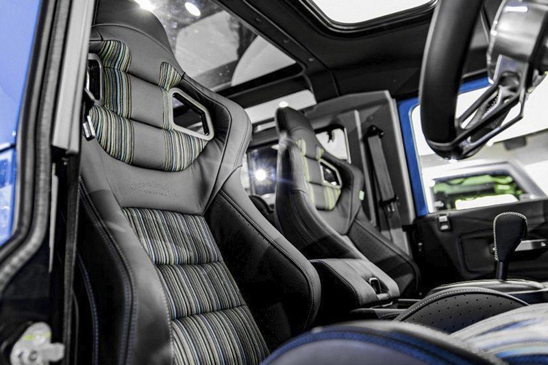 Project Kahn Leather Interior for Defender 90 - Image 2