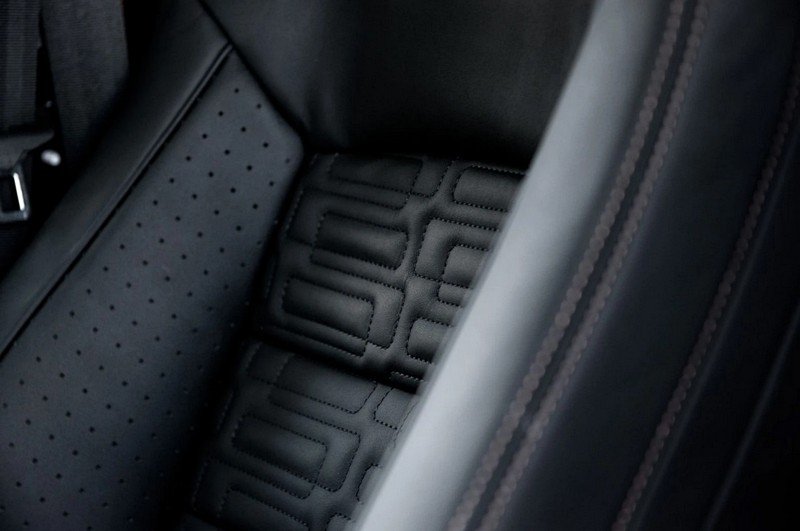 Project Kahn Sport Leather Interior for Defender 90 - Image 9