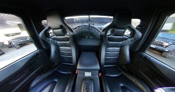 Project Kahn Pickup Leather Interior 360° Tour for Defender 90
