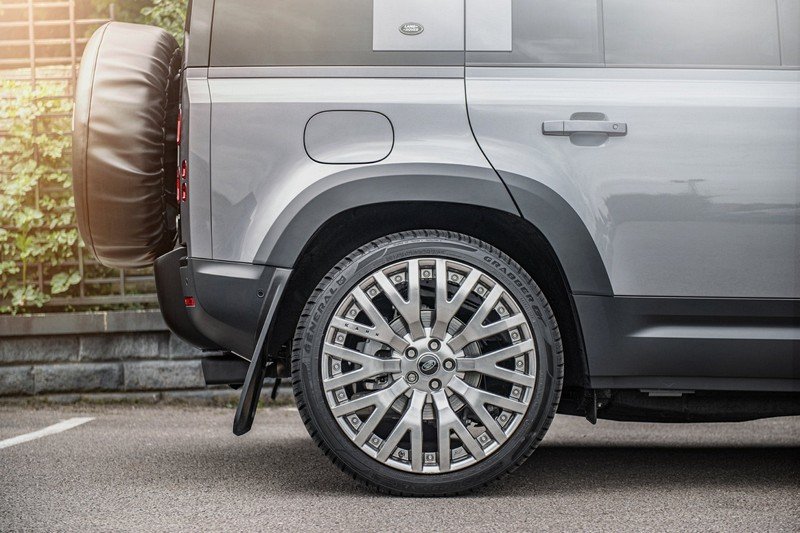 Front and Rear Wheel Arches for 2020+ Defender 110 - Image 16