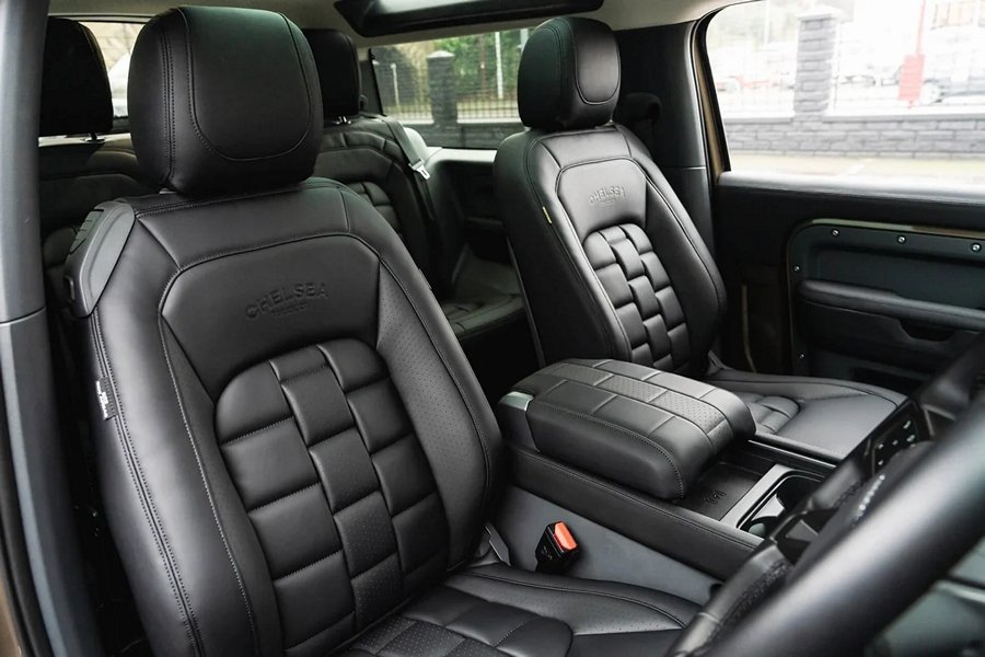 CTC Comfort Leather Interior - Volcanic Black for 2020+ Defender 90