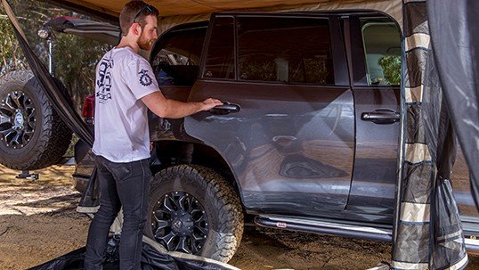 Deluxe Awning Room with Floor for 2020+ Defender 90/110/130 - Image 3