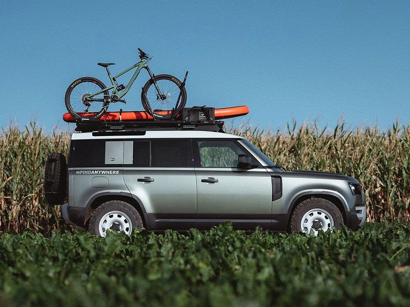 Front Runner Slimline II Roof Rack Kit for Land Rover New Defender 2020+ 110 - Image 11