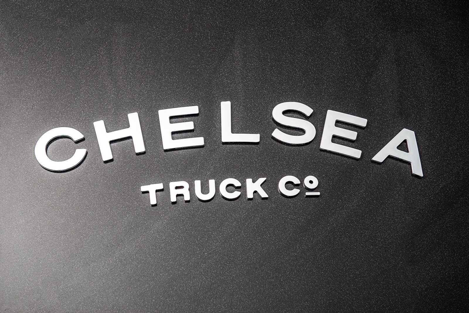 Lettering for Chelsea Truck Company Hard Spare Wheel Cover for 2020+ Defender 90/110 - Image 7
