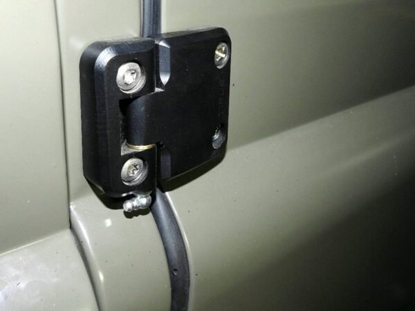TIBUS Door Hinges for 1990-2016 Defender 90/110/130