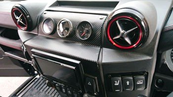 PUMA 'Ten Switch' Dashboard Kit for Defender 90/110/130 - Image 3