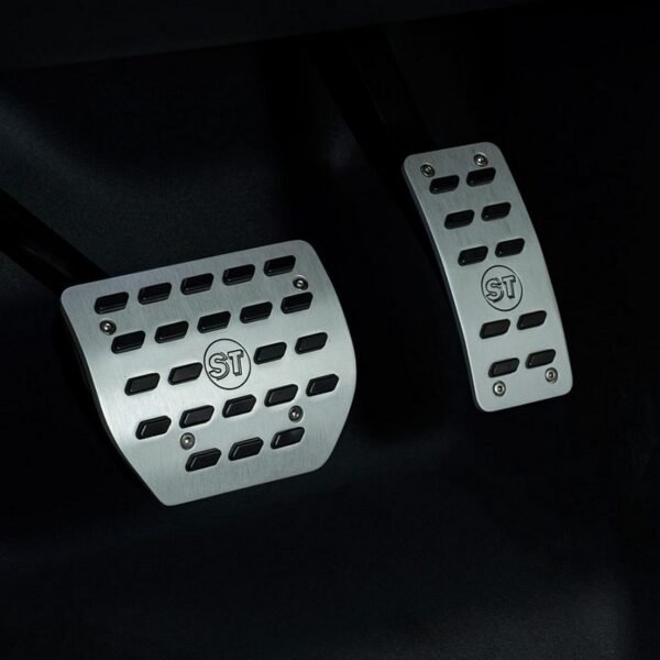 STARTECH Aluminum Pedal Pads for Defender 2020+ 90/110