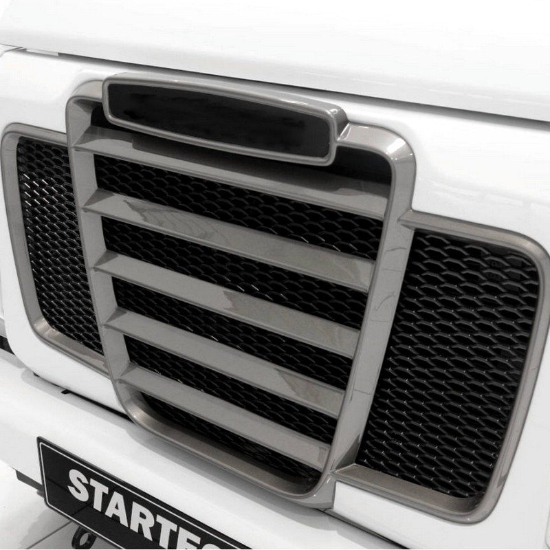 STARTECH Front Grill 3.1 with Headlight Covers for Land Rover Defender - Image 3