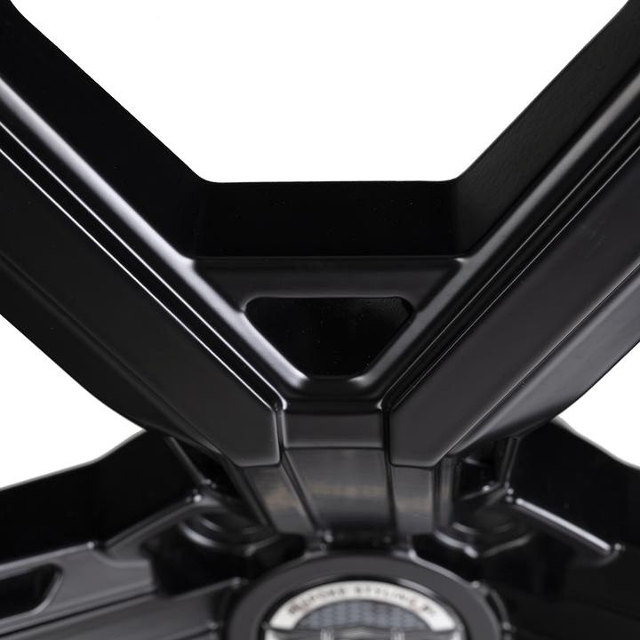 Urban WX2 22" Rear Wheel – Satin Black (22x10 ET25) – Fits 2020+ Defender 90/110/130 - Image 3