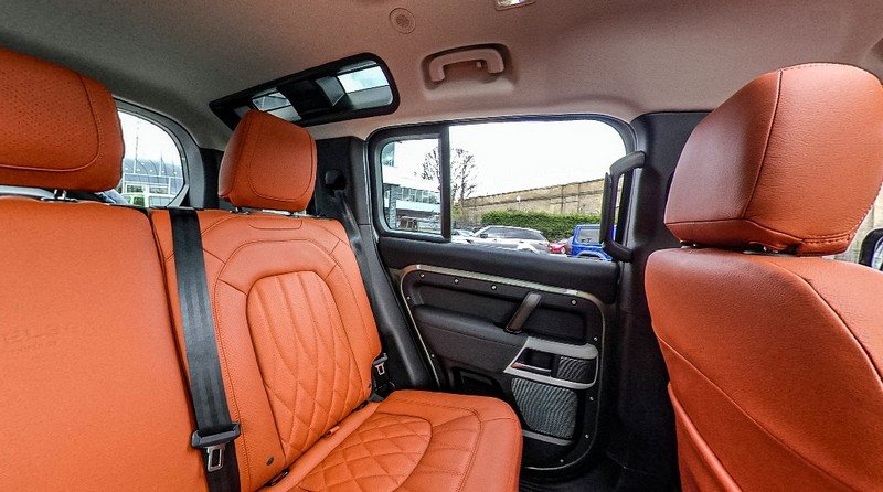 CTC 5 Seats Comfort Leather Interior 360° Tour for 2020+ Defender 110 - Image 5