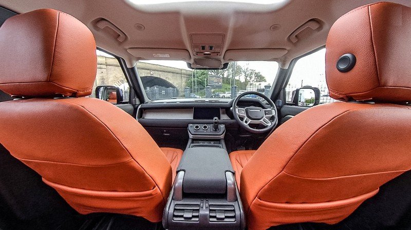CTC 5 Seats Comfort Leather Interior 360° Tour for 2020+ Defender 110 - Image 4