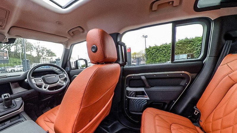 CTC 5 Seats Comfort Leather Interior 360° Tour for 2020+ Defender 110 - Image 3