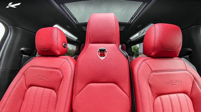 Project Kahn Comfort Leather Interior 360° Tour - Volcanic Red for 2020+ Defender 90