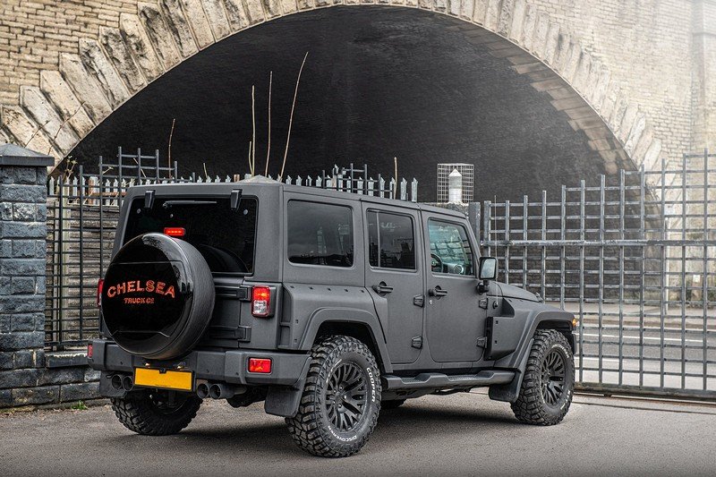 Project Kahn Copper Lettering for Chelsea Truck Company Hard Spare Wheel Cover for 2020+ Defender 90/110/130 - Image 2