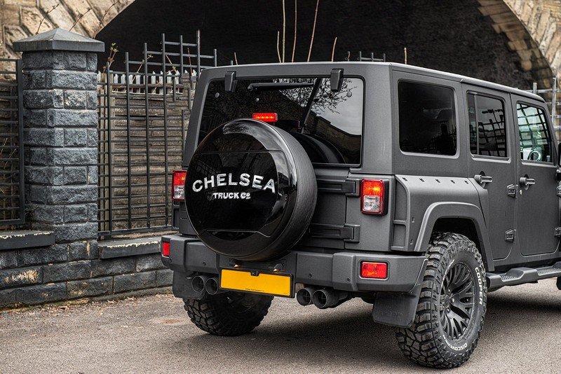 Project Kahn Mirror Lettering for Chelsea Truck Company Hard Spare Wheel Cover for 2020+ Defender 90/110/130 - Image 11