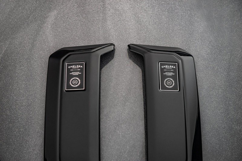 Project Kahn Chelsea Truck Company Plaque for Defender 90/110 - Image 6