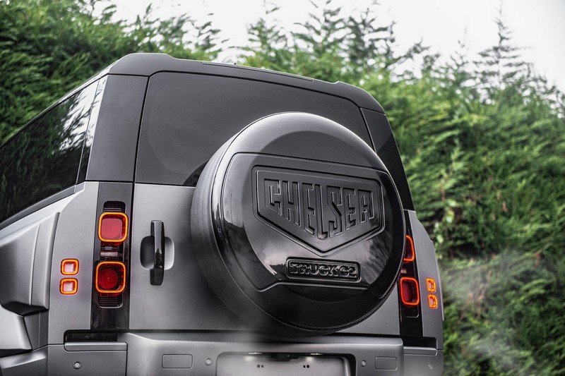 Project Kahn Chelsea Truck Company 'Retro' Style Hard Spare Wheel Cover for 2020+ Defender 90/110 - Image 5