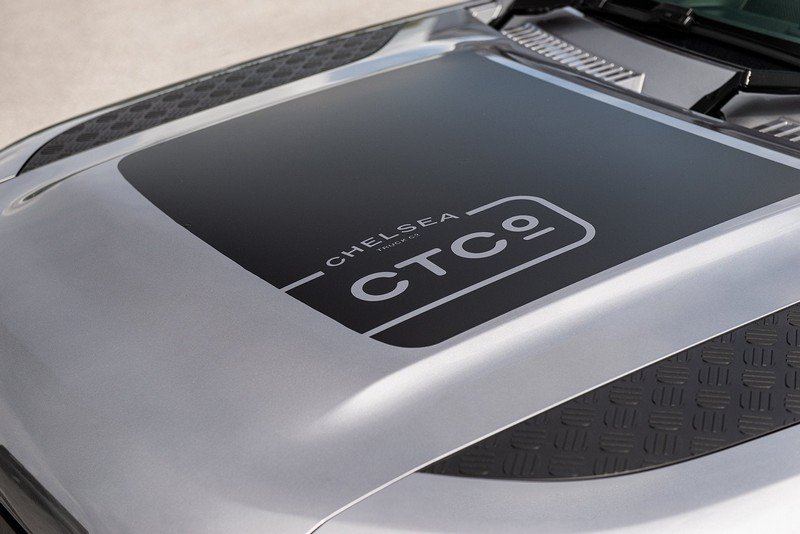 Chelsea Truck Company Bonnet Decal for 2020+ Defender 90/110/130 - Image 2