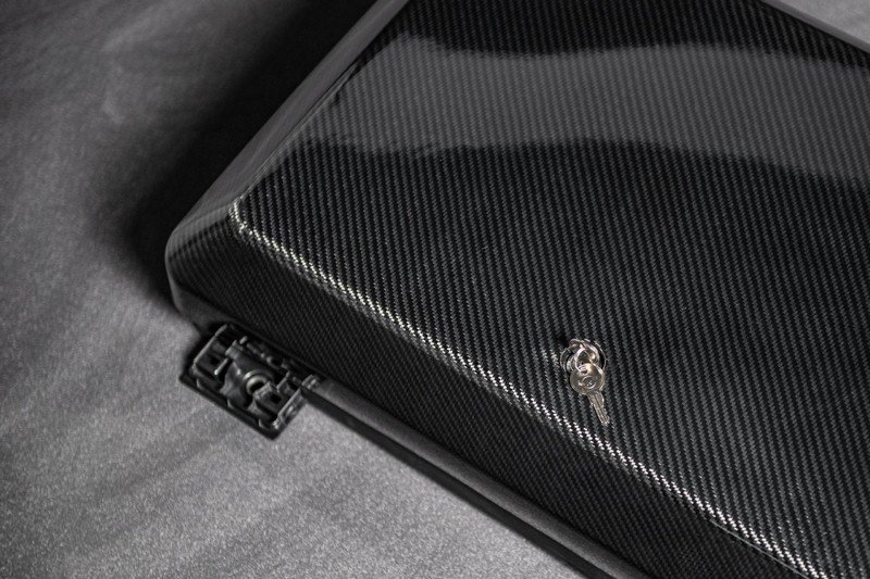 Side-Mounted Exposed Carbon Storage Box for 2020+ Defender 90/110/130 - Image 2