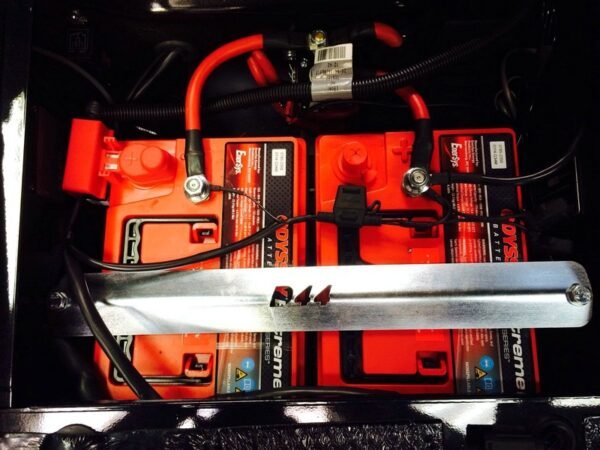 Split Charge Battery System Fitted Package for Defender 90/110/130