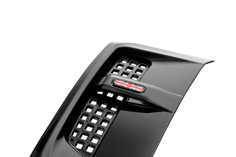 Urban Automotive “Best of British” Side Fender Vent Kit – Fits 2020+ Land Rover Defender L663 - Image 5