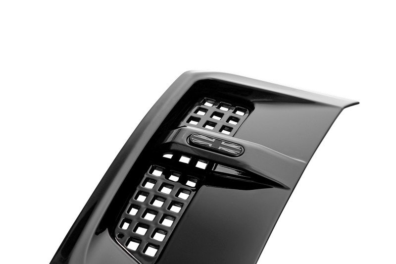 Urban Automotive “Best of British” Side Fender Vent Kit – Fits 2020+ Land Rover Defender L663 - Image 4