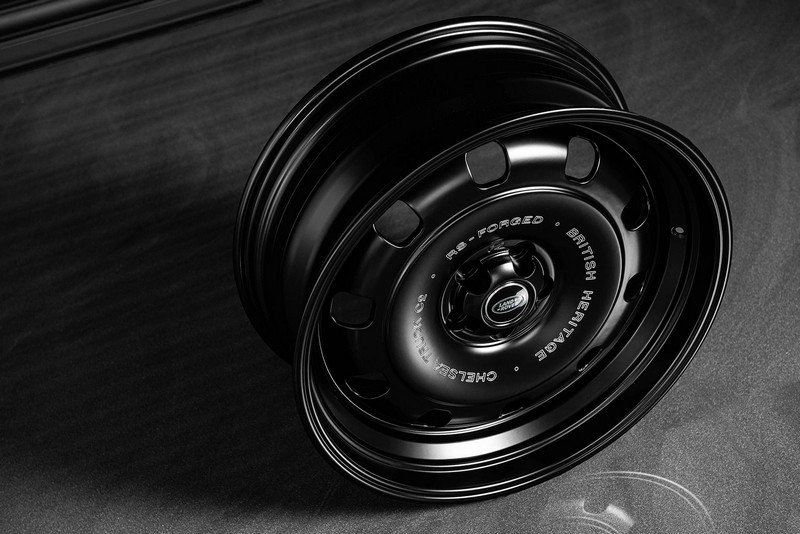 Project Kahn British Heritage RS-Forged - 9x22” Satin Black for 2020+ Defender 90/110/130 - Image 15