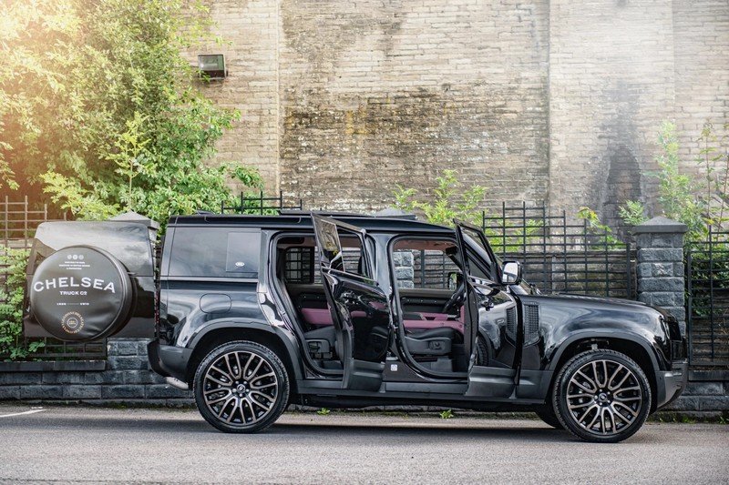 Project Kahn Environment 3: Middle & Lower Interior (Volcanic Pink) for 2020+ Defender 110 - Image 2