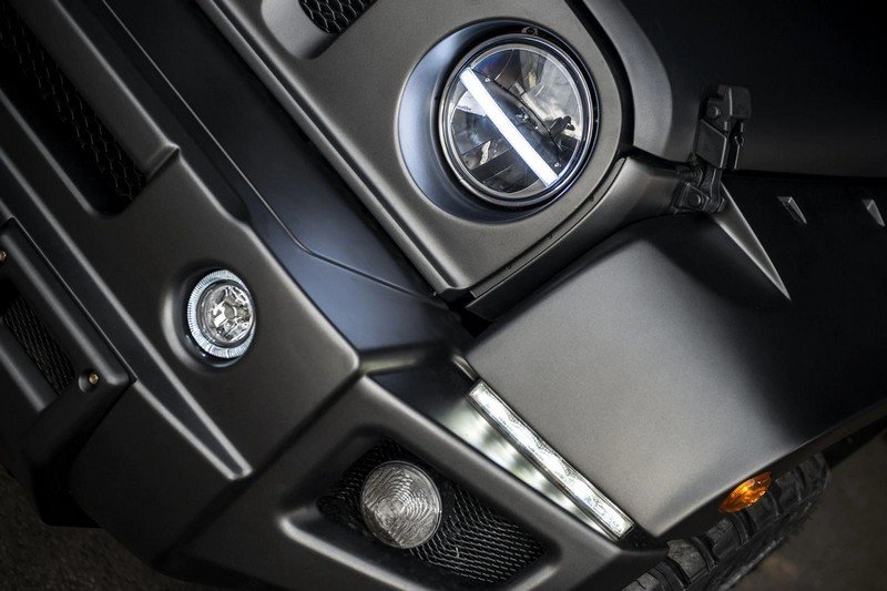 Chelsea Truck Company LED Headlights with Central DRLs for Defender 90/110 - Image 3