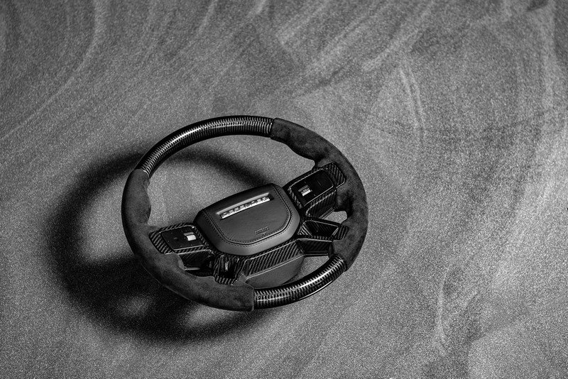Full Carbon Steering Wheel with Black Alcantara for 2020+ Defender 90/110/130 - Image 5