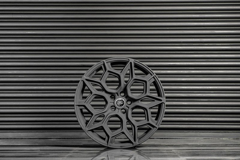Project Kahn Type 57 RS-Forged Alloy Wheels - 10x22" Military Black Matte for 2020+ Defender 90/110/130 - Image 4