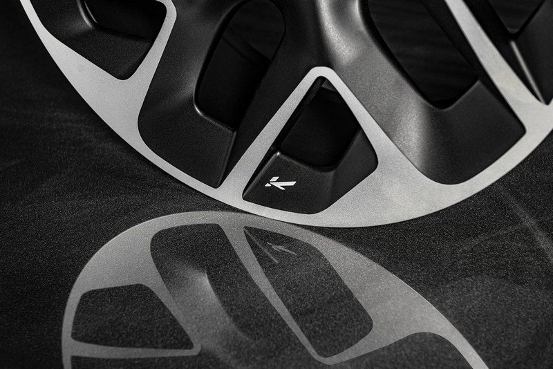 Project Kahn Type 60 Forged - 10x23” Diamond Cut | Satin Black for 2020+ Defender 90/110/130 - Image 14