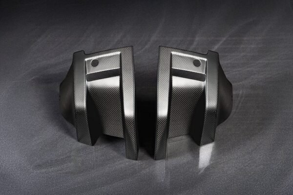 CTC Exposed Carbon Rear Bumper Spats for 2020+ Defender 90/110/130