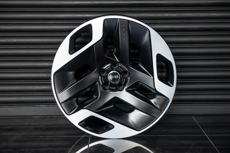 Project Kahn Type 33 Alloy Wheels - 9.5x23" Satin Black / Diamond Cut for 2020+ Defender 90/110/130 - Image 2