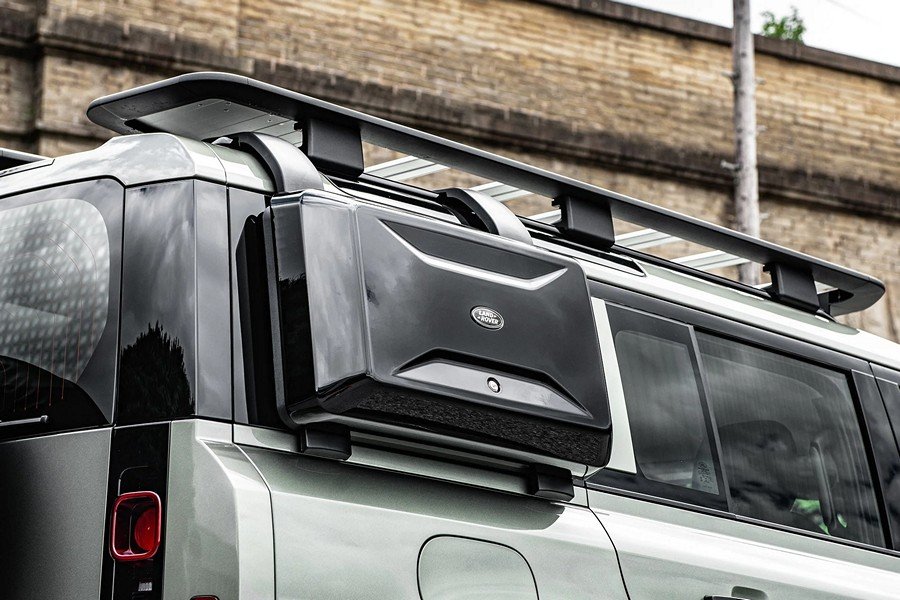 Side-Mounted Storage Box in Gloss Black for 2020+ Defender 90/110/130 - Image 8