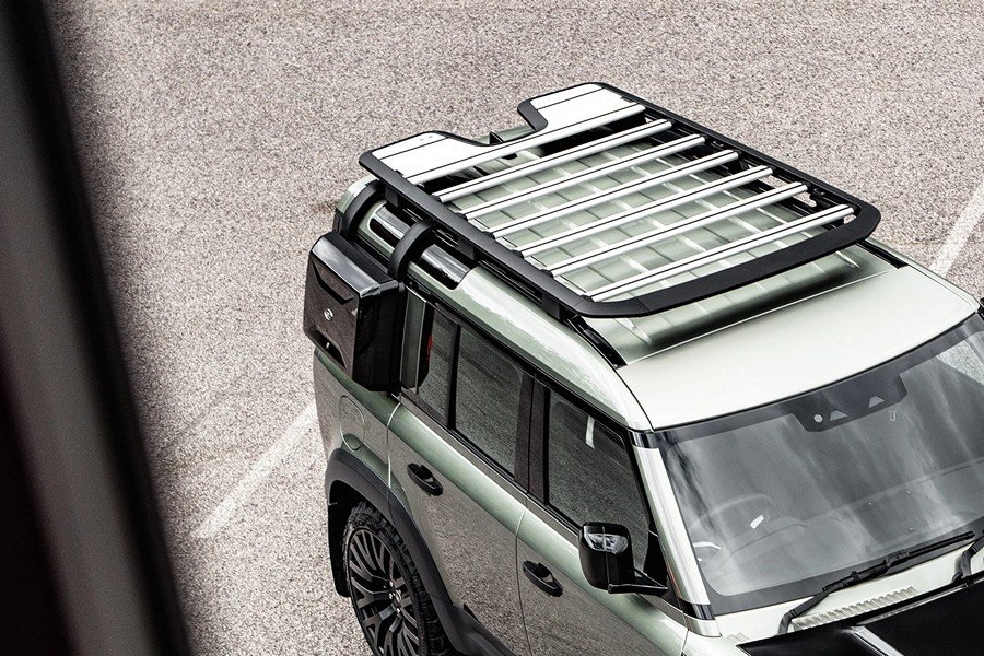 Side-Mounted Storage Box in Gloss Black for 2020+ Defender 90/110/130 - Image 5