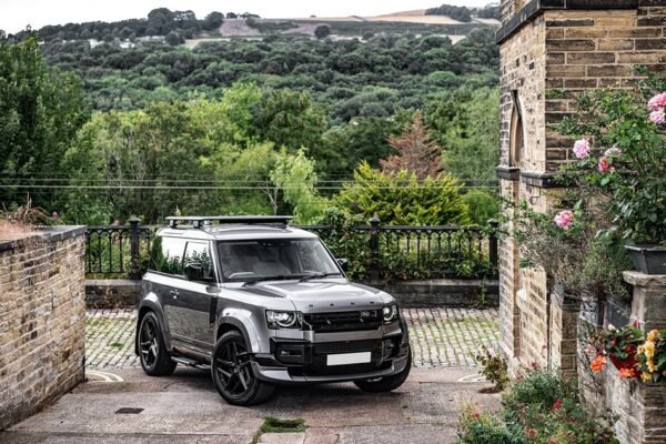 Project Kahn Type 52 RS-Forged - 10x22” Satin Black for 2020+ Defender 90/110/130