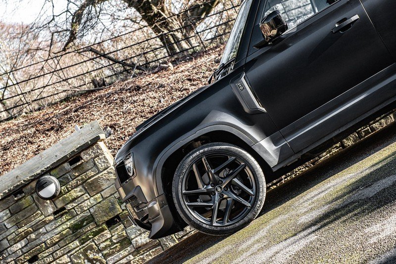 Chelsea Truck Company Side Vents and CTC Badges (Matte) for 2020+ Defender 90/110/130 - Image 4