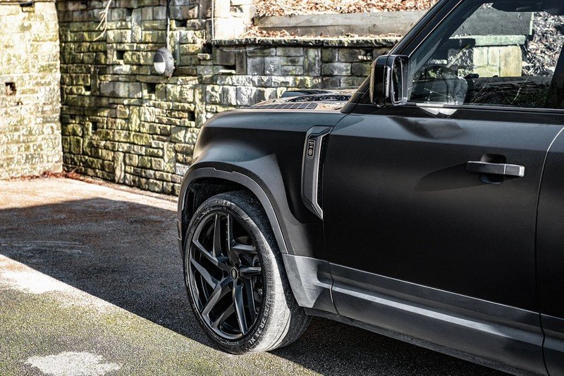 Chelsea Truck Company Side Vents and CTC Badges (Matte) for 2020+ Defender 90/110/130 - Image 5